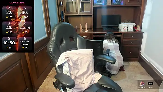 Snapshot of SexyRachel_ chatting on October 19, 12:50 pm SexyRachel  online show from October 19, 12:50 pm