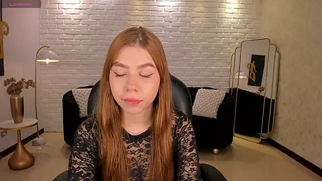 TiffannySins online show from February 10, 3:10 am