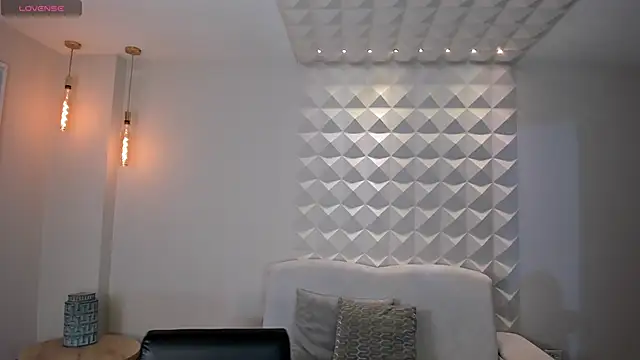 TiffannySins online show from March 14, 3:23 am