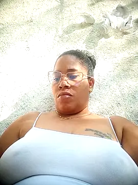 Big ass submissive online show from December 17, 3:18 pm