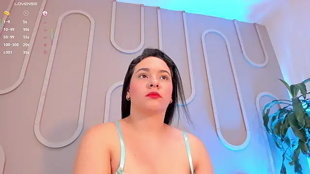 Snapshot of _miss_mia chatting on June 29, 11:54 am miss mia online show from June 29, 11:54 am