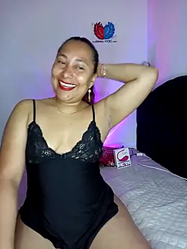 Snapshot of zafiro_93 chatting on September 27, 2:11 pm zafiro 93 online show from September 27, 2:11 pm