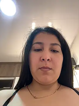 Snapshot of evelyn_1702 chatting on April 23, 10:23 pm evelyn 1702 online show from April 23, 10:23 pm