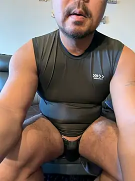 Snapshot of jack_jay0103 chatting on February 14, 1:57 am jack jay0103 online show from February 14, 1:57 am