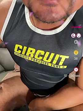 Snapshot of jack_jay0103 chatting on June 29, 12:05 pm jack jay0103 online show from June 29, 12:05 pm