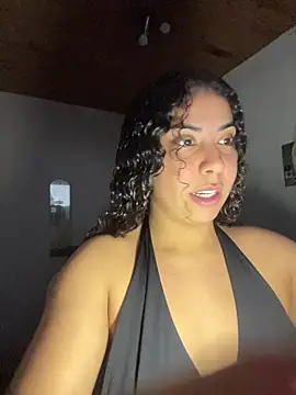Snapshot of A_maddy chatting on June 6, 5:50 pm A maddy online show from June 6, 5:50 pm