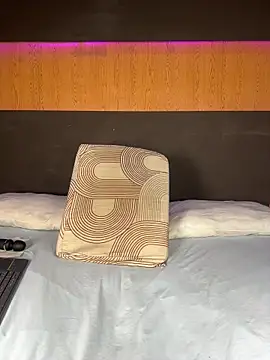 Alexia  cox online show from March 30, 1:28 am