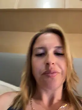 Snapshot of amberrose094 chatting on June 1, 7:04 pm amberrose094 online show from June 1, 7:04 pm
