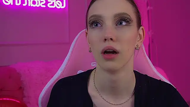 VeronicaVances online show from February 17, 6:21 am