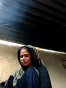 Snapshot of Hot_ashna chatting on November 27, 2:24 am Hot ashna online show from November 27, 2:24 am