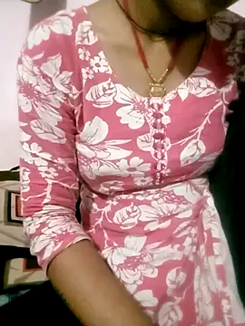 Snapshot of Hot_ashna chatting on April 4, 6:16 pm Hot ashna online show from April 4, 6:16 pm