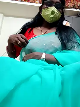 Snapshot of hotmahitha chatting on June 23, 7:34 pm hotmahitha online show from June 23, 7:34 pm