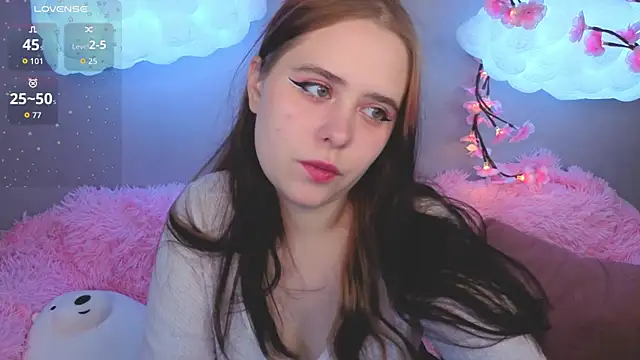 Snapshot of Alis_Platt chatting on March 4, 1:11 am Alis Platt online show from March 4, 1:11 am