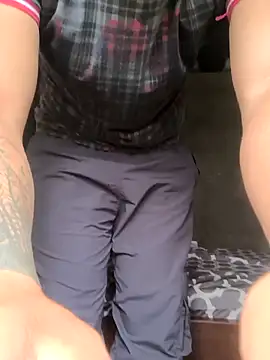 lamejorpene online show from November 15, 1:07 pm