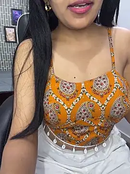 Riya-6969 online show from April 14, 12:16 am