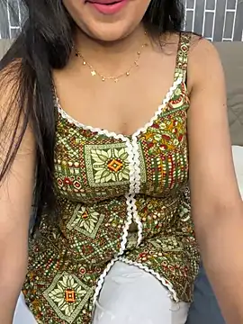 Snapshot of Riya-6969 chatting on June 1, 2:30 pm Riya-6969 online show from June 1, 2:30 pm