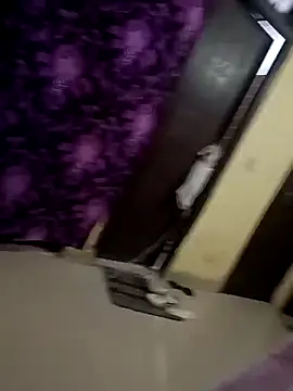 Snapshot of shadab1267 chatting on October 31, 1:23 pm shadab1267 online show from October 31, 1:23 pm