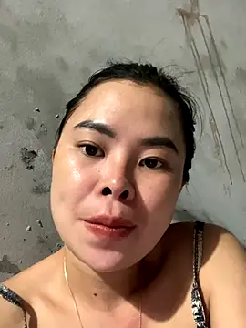 Snapshot of han-cute chatting on October 6, 1:08 pm han-cute online show from October 6, 1:08 pm