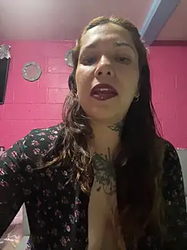 Snapshot of emperatrixsex chatting on May 18, 4:07 am emperatrixsex online show from May 18, 4:07 am