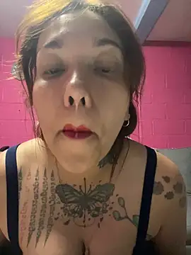 Snapshot of emperatrixsex chatting on May 19, 3:02 am emperatrixsex online show from May 19, 3:02 am