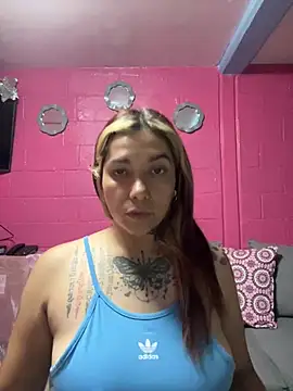 Snapshot of emperatrixsex chatting on July 26, 3:04 am emperatrixsex online show from July 26, 3:04 am