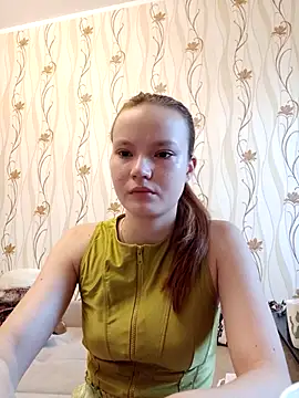 Snapshot of Ginger_Emma chatting on October 28, 5:33 am Ginger Emma online show from October 28, 5:33 am