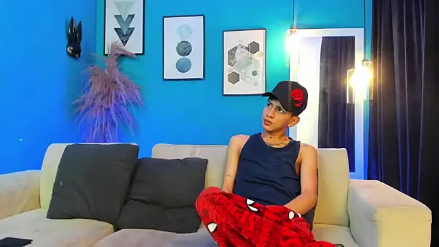 Marcus and Tony online show from March 16, 4:07 am