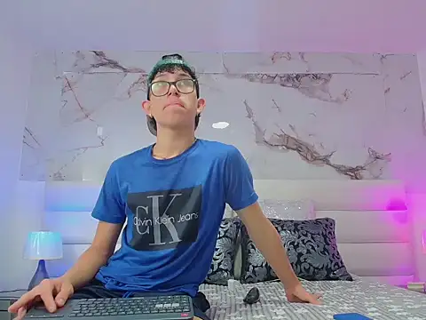 Marcus and Tony online show from March 26, 7:52 pm