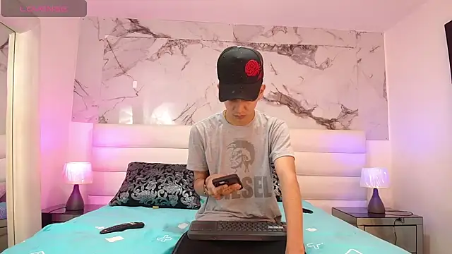 Marcus and Tony online show from April 13, 7:52 pm