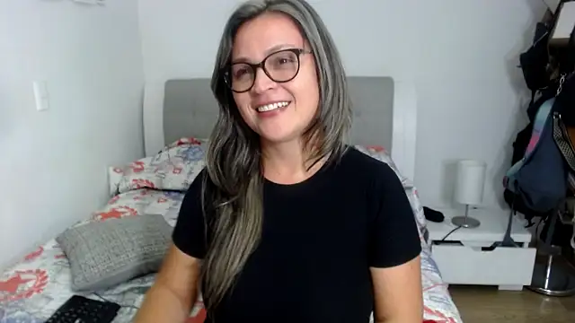 sophie lopez1 online show from February 4, 1:33 am