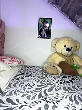 Melody rouxxx online show from November 18, 2:06 am