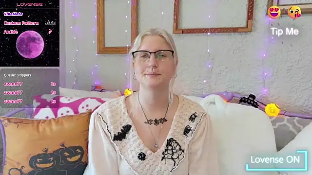 samanthamalichite online show from September 25, 2:43 pm