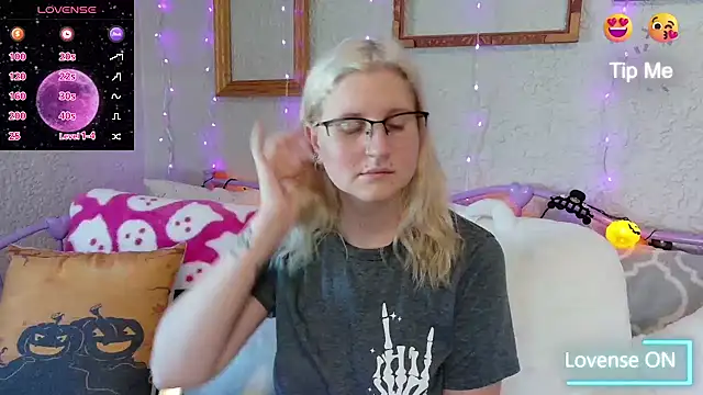 samanthamalichite online show from September 27, 7:19 pm