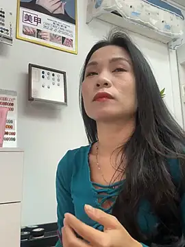 Baby-mmm online show from November 14, 4:33 am