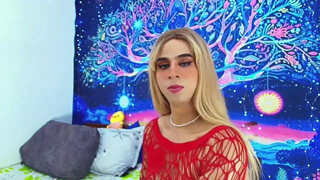 Snapshot of Jupiter_88 chatting on April 21, 11:07 pm Jupiter 88 online show from April 21, 11:07 pm