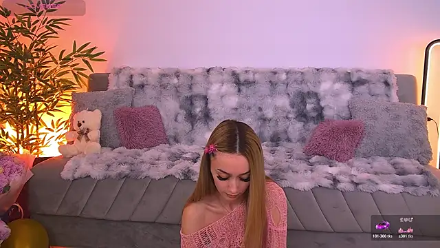Snapshot of AmyKent_ chatting on May 17, 4:03 pm AmyKent online show from May 17, 4:03 pm
