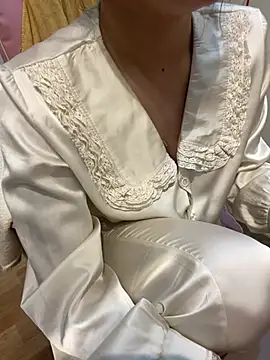 tran my online show from February 6, 2:42 pm