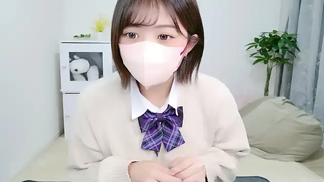 Hinata Sun online show from September 13, 8:58 am