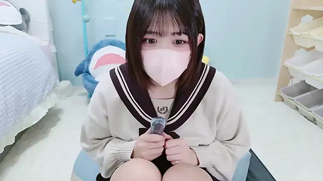 Hinata Sun online show from November 9, 10:46 am