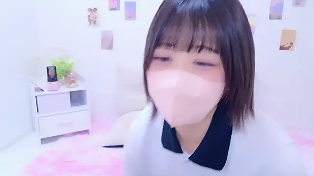 Hinata Sun online show from December 14, 3:17 pm