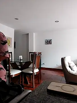 Snapshot of mia_mancinii chatting on February 23, 3:42 pm mia mancinii online show from February 23, 3:42 pm