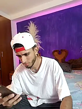 Snapshot of Jacob_di chatting on September 13, 3:50 am Jacob di online show from September 13, 3:50 am