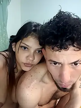 LunaAndOrion online show from October 1, 6:47 pm