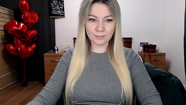 ParadiseAlina online show from February 8, 6:00 pm