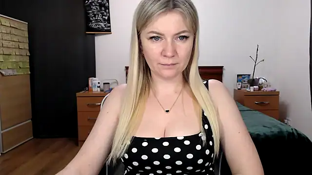 ParadiseAlina online show from March 27, 6:51 pm