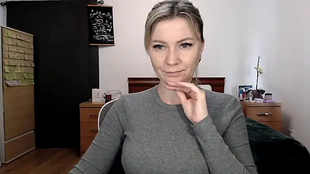 ParadiseAlina online show from April 20, 6:20 pm