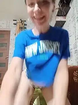 Snapshot of Lietta_ chatting on July 7, 8:35 pm Lietta online show from July 7, 8:35 pm