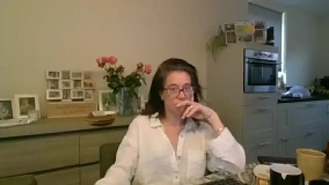 JezebelDutch online show from January 13, 1:27 pm