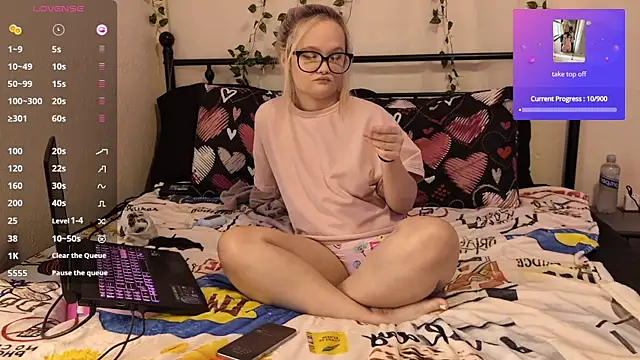 xxNaughtyNicolexx online show from September 24, 10:13 pm