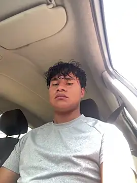 VRGUD0N19cm online show from April 11, 8:24 pm